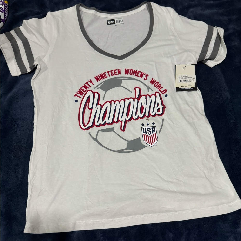 New Era Women's White Gray Red 'USNWT 2019 Champions' Short Sleeve Tee